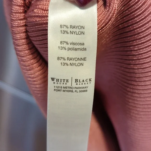 White House Black Market short sleeve ribbed top. Size M - Picture 7 of 8